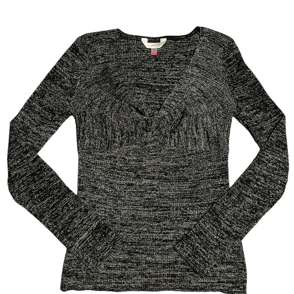 No Boundaries L/S Fitted light-weight sweater